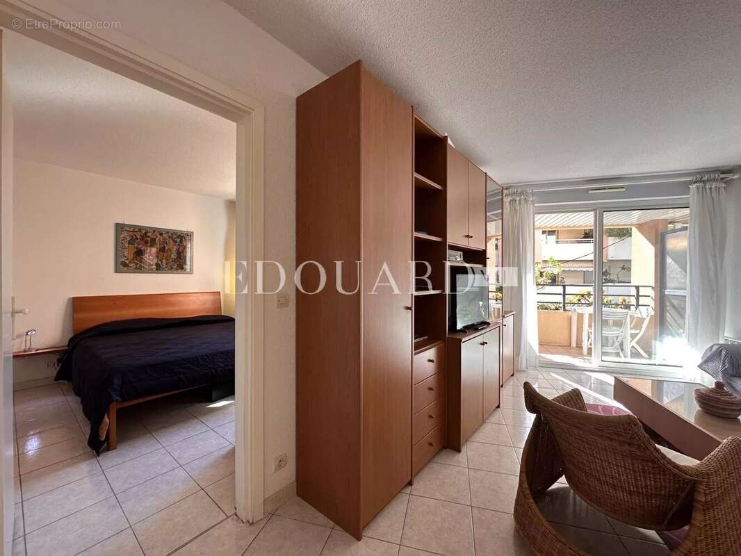 Appartement à ROQUEBRUNE-CAP-MARTIN