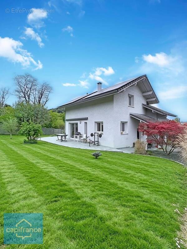 Maison à ALLINGES