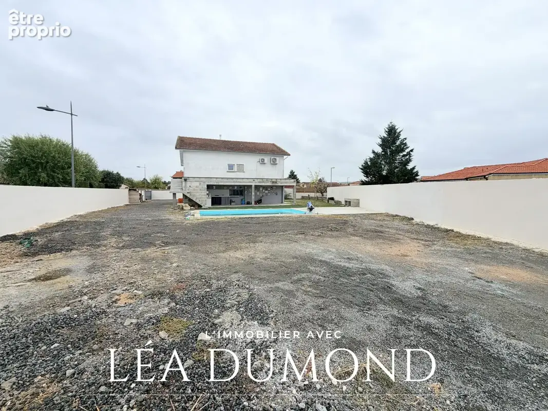 Maison spacieuse avec piscine - photo 17