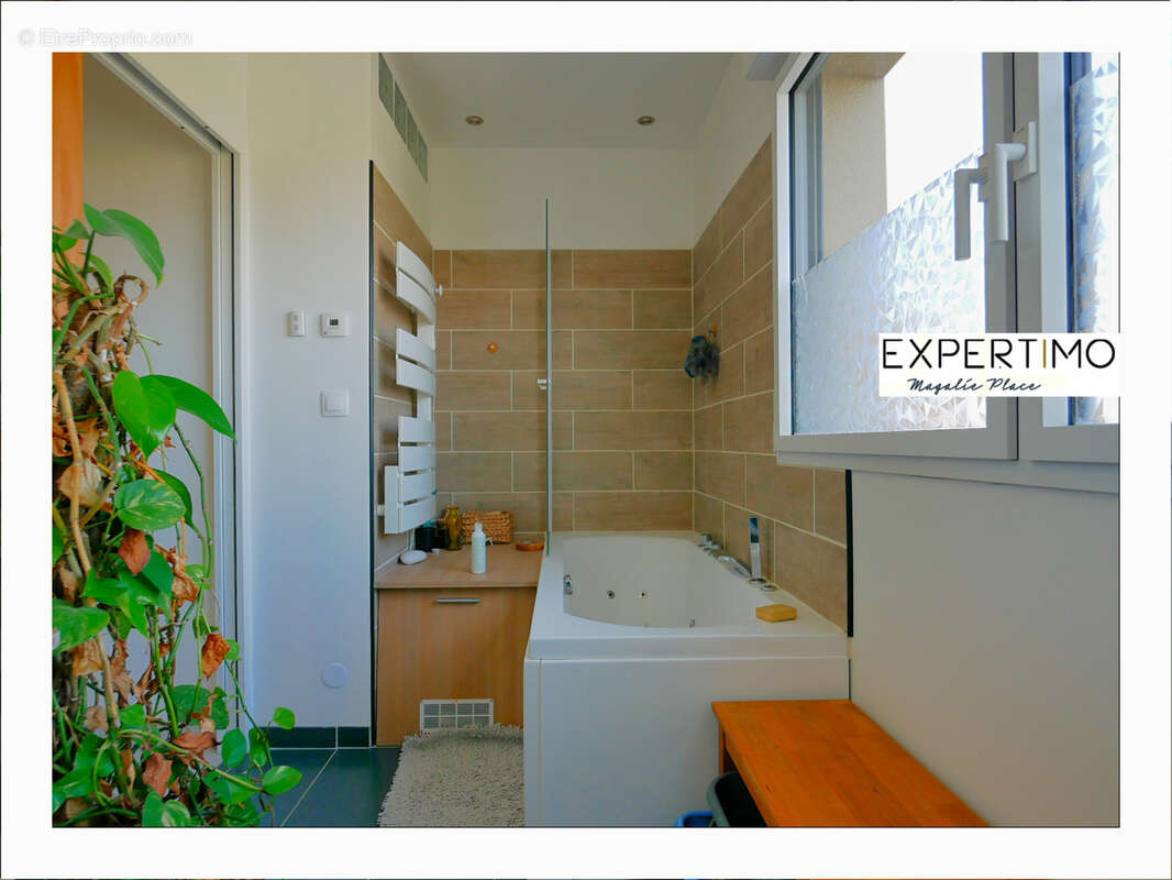 Appartement à BRINDAS