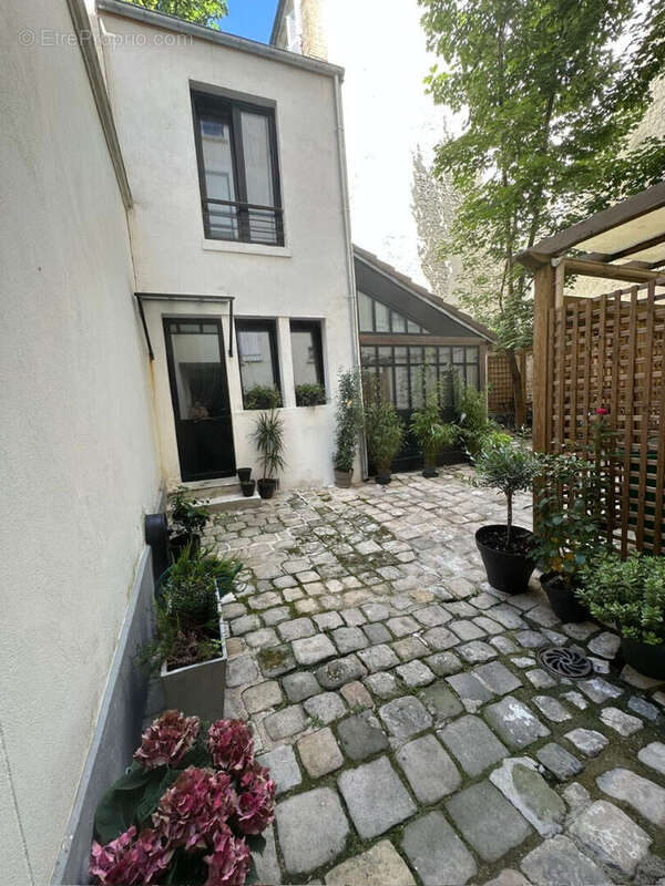 Maison à PARIS-5E