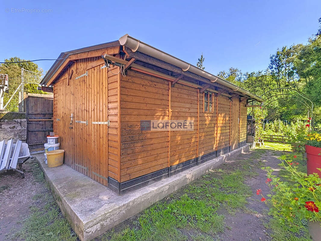 Maison à MONTHUREUX-SUR-SAONE