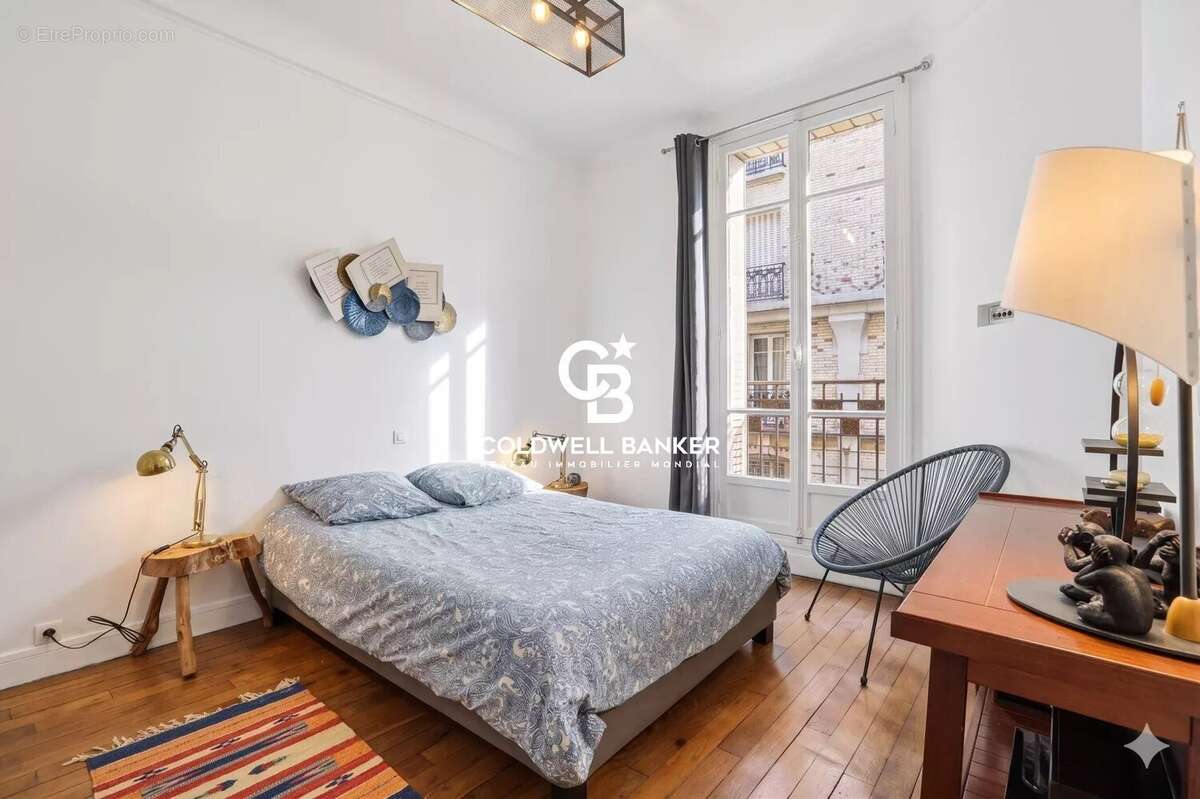 Appartement à PARIS-11E