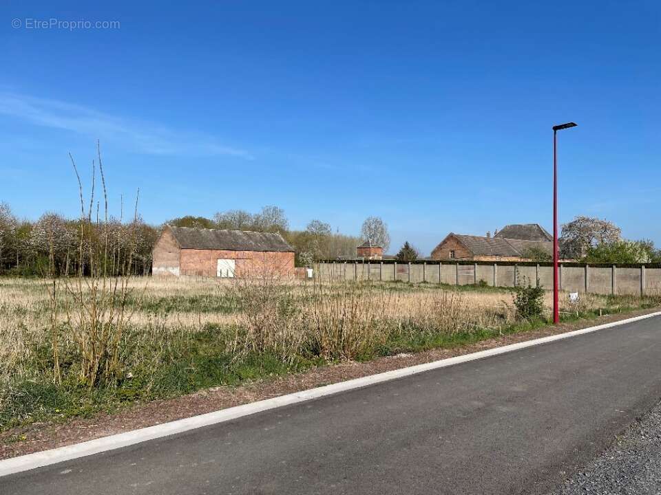 Terrain à RUMAUCOURT