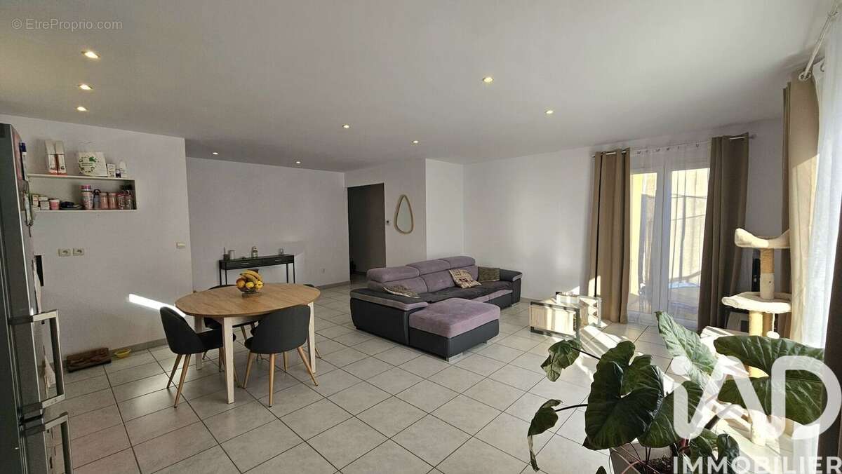 Photo 2 - Maison à ALENYA