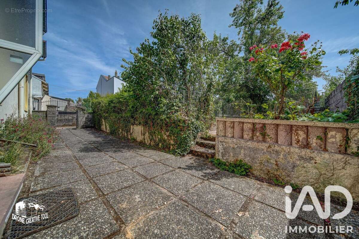 Maison 74 m² à Distroff  - photo 4