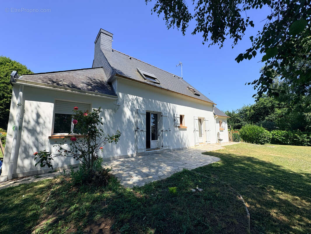 Maison familiale à Fouesnant, proche du bourg. - photo 2