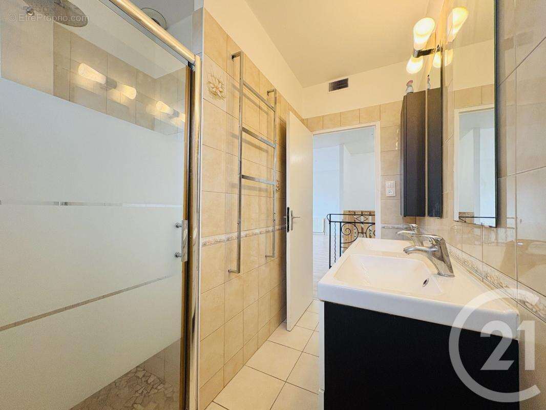 Maison 95 m² à Rilhac-Rancon  - photo 15