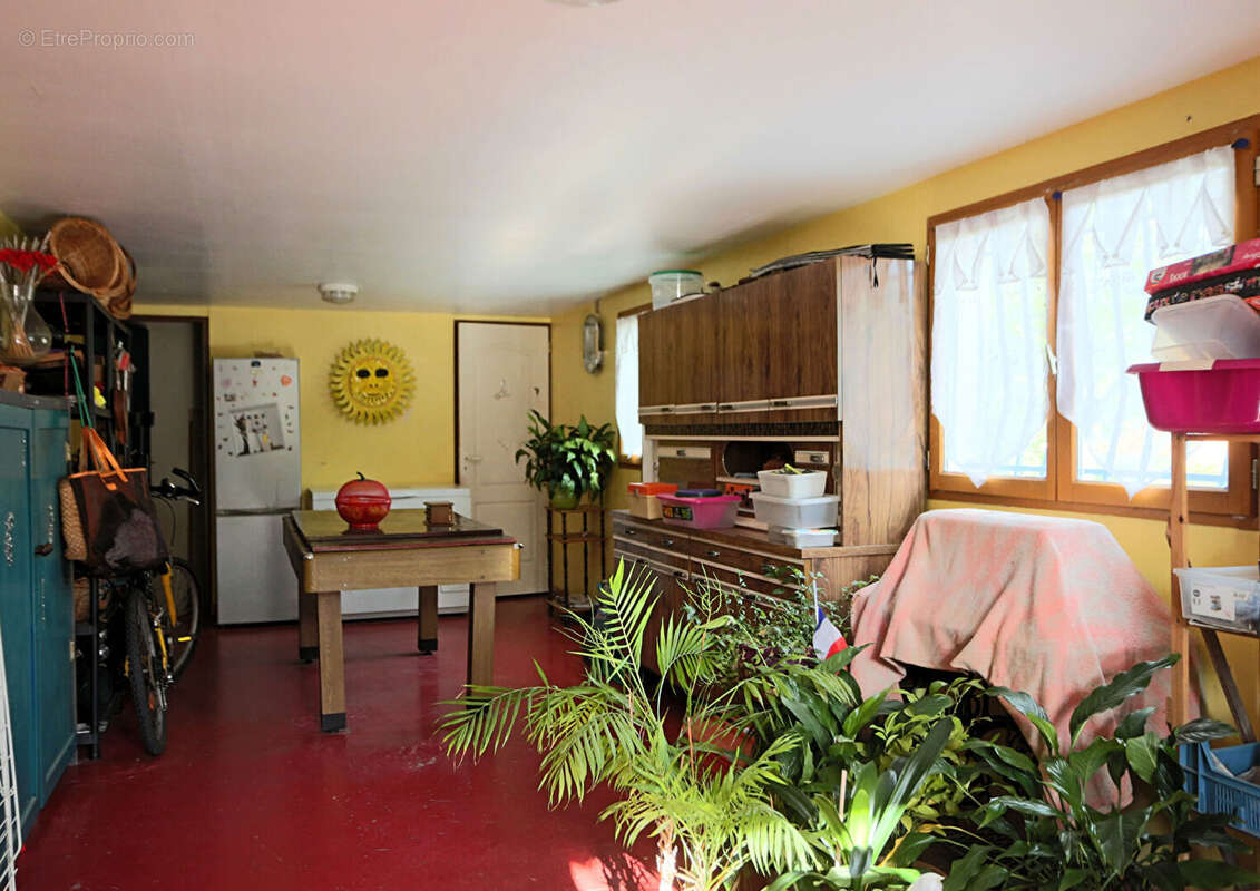 Maison à PESSAT-VILLENEUVE