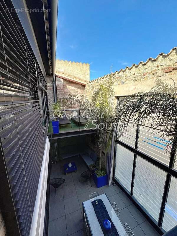 Maison à SAINT-LAURENT-DE-LA-SALANQUE