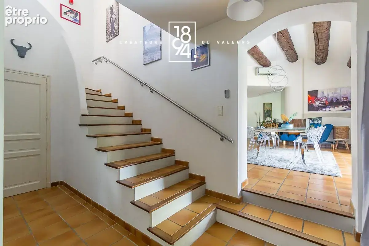 Maison 7 pièces à vendre La Fare les Oliviers (13580)  167m2  Jardin  Piscine - photo 4