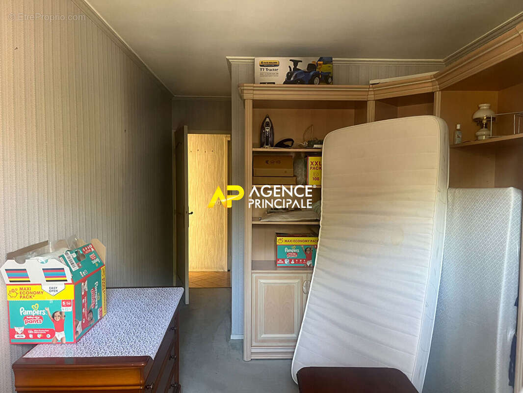 Appartement à SARTROUVILLE