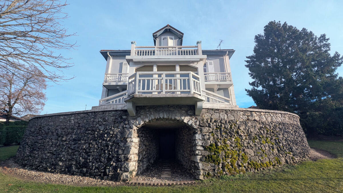 Maison à AIX-LES-BAINS