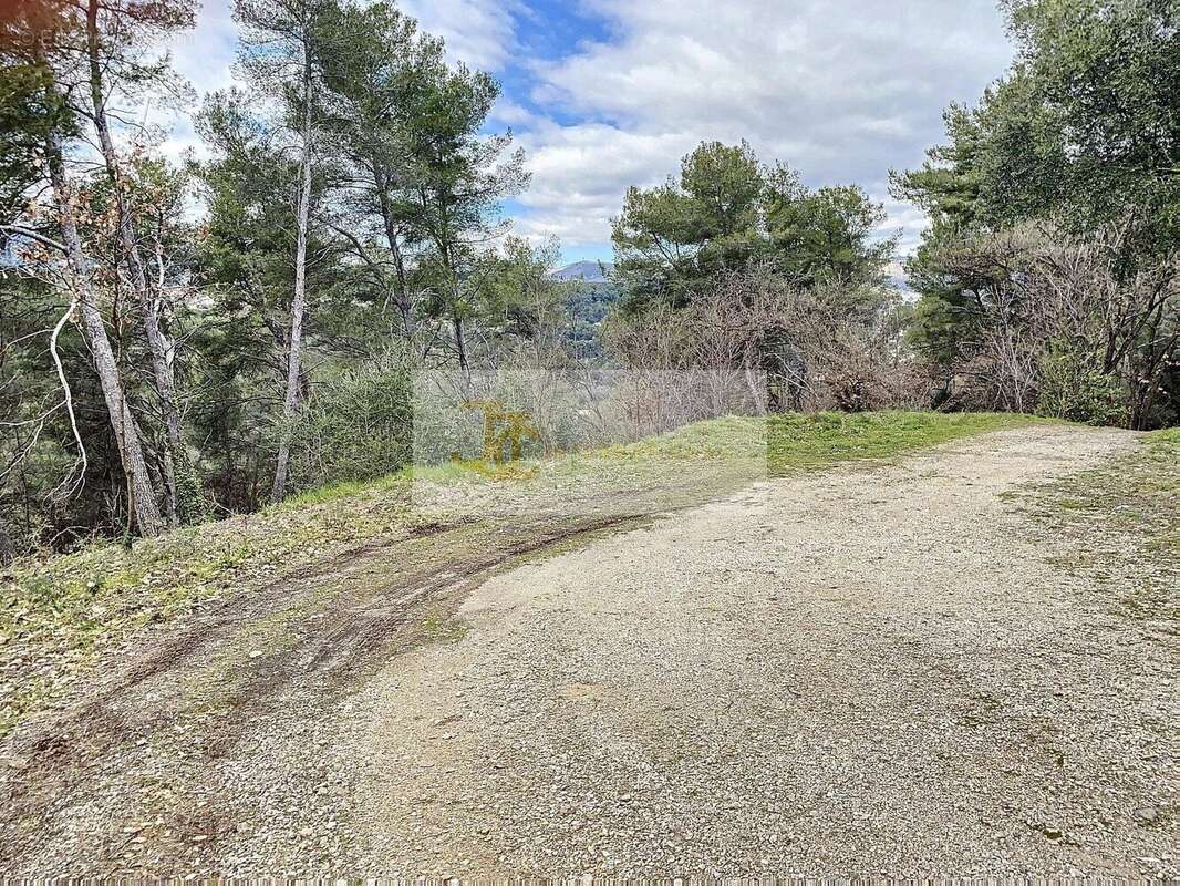 EXCLUSIVITÉ : Terrain d’Exception à Saint‑Paul‑de‑Vence (06) - photo 14