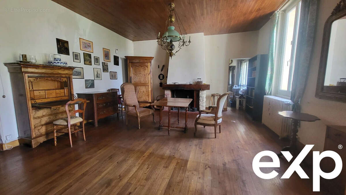 Maison à SAINT-AVIT-SAINT-NAZAIRE