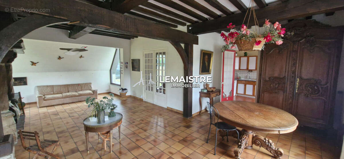 Maison à YERVILLE