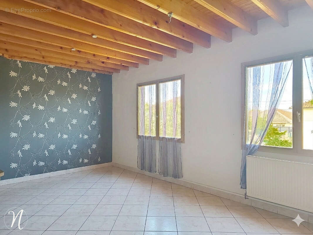 Maison à VILLEFRANCHE-SUR-SAONE