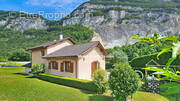 Maison à ETREMBIERES