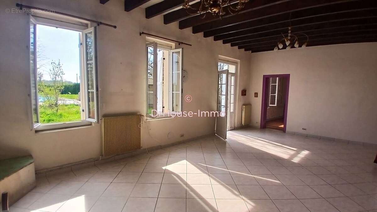 Maison 140 m² à Salignac  - photo 84