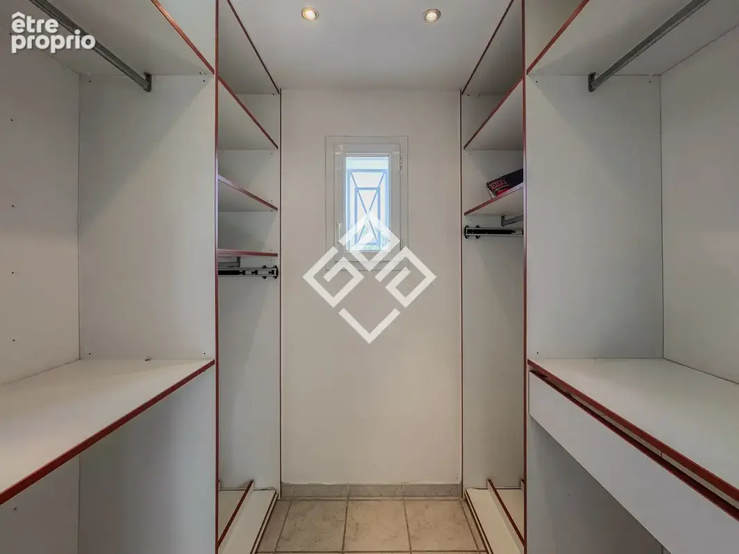 Maison de prestige- 205 m2- 5 pièces - photo 23