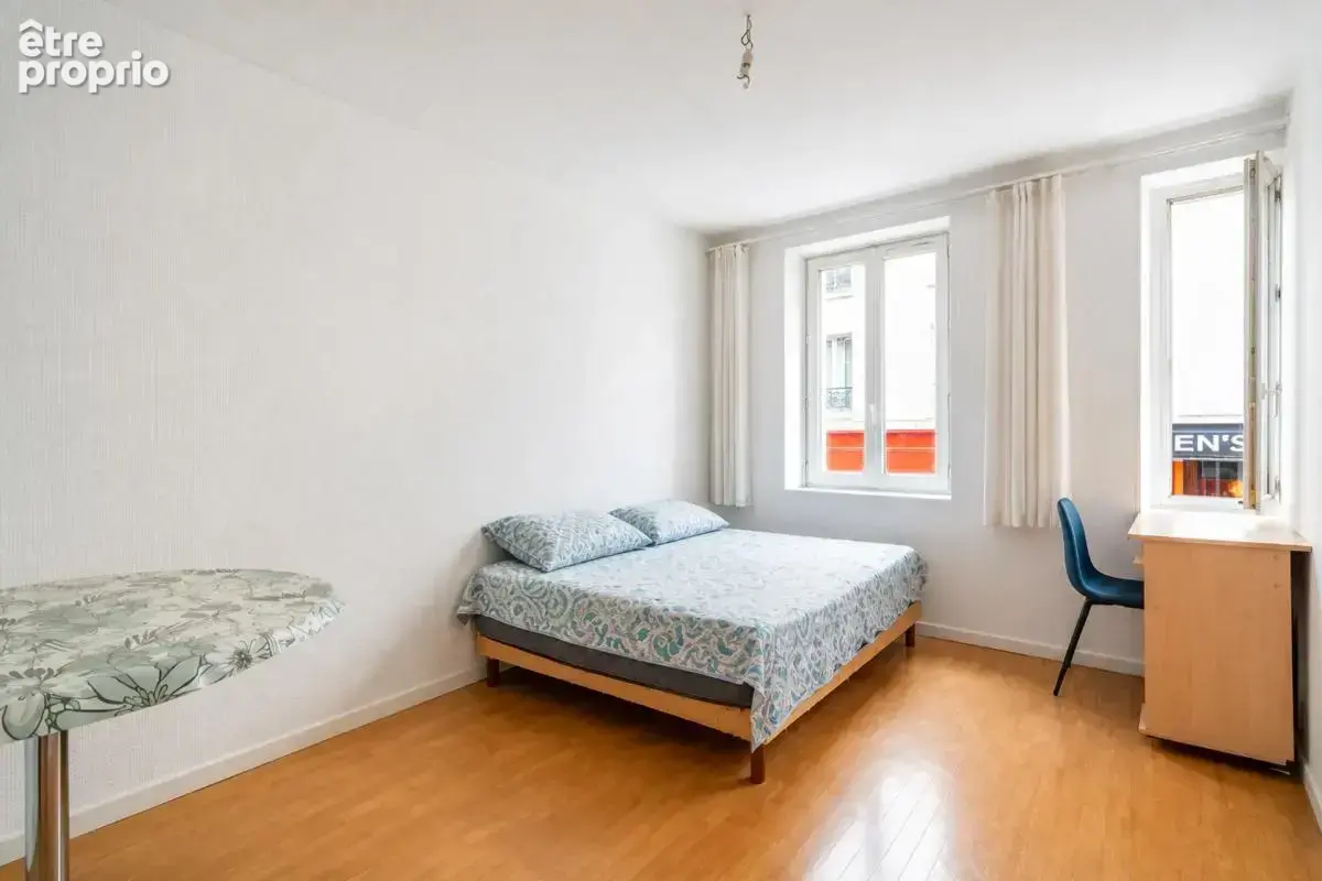 Mairie de Clichy Appartement 2 pièces de 25.57 m² - photo 2