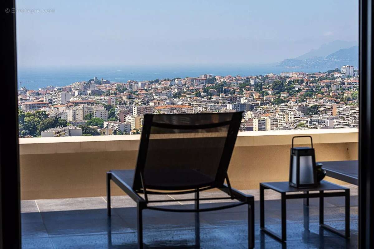 Le cannet victoria - appartement 4 pieces - vue panoramique - photo 2
