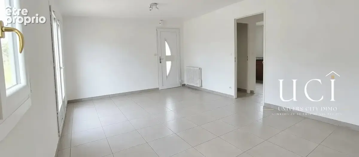Maison 5 pièces 73 m² à vendre à La Chevroliere (44118) - photo 2