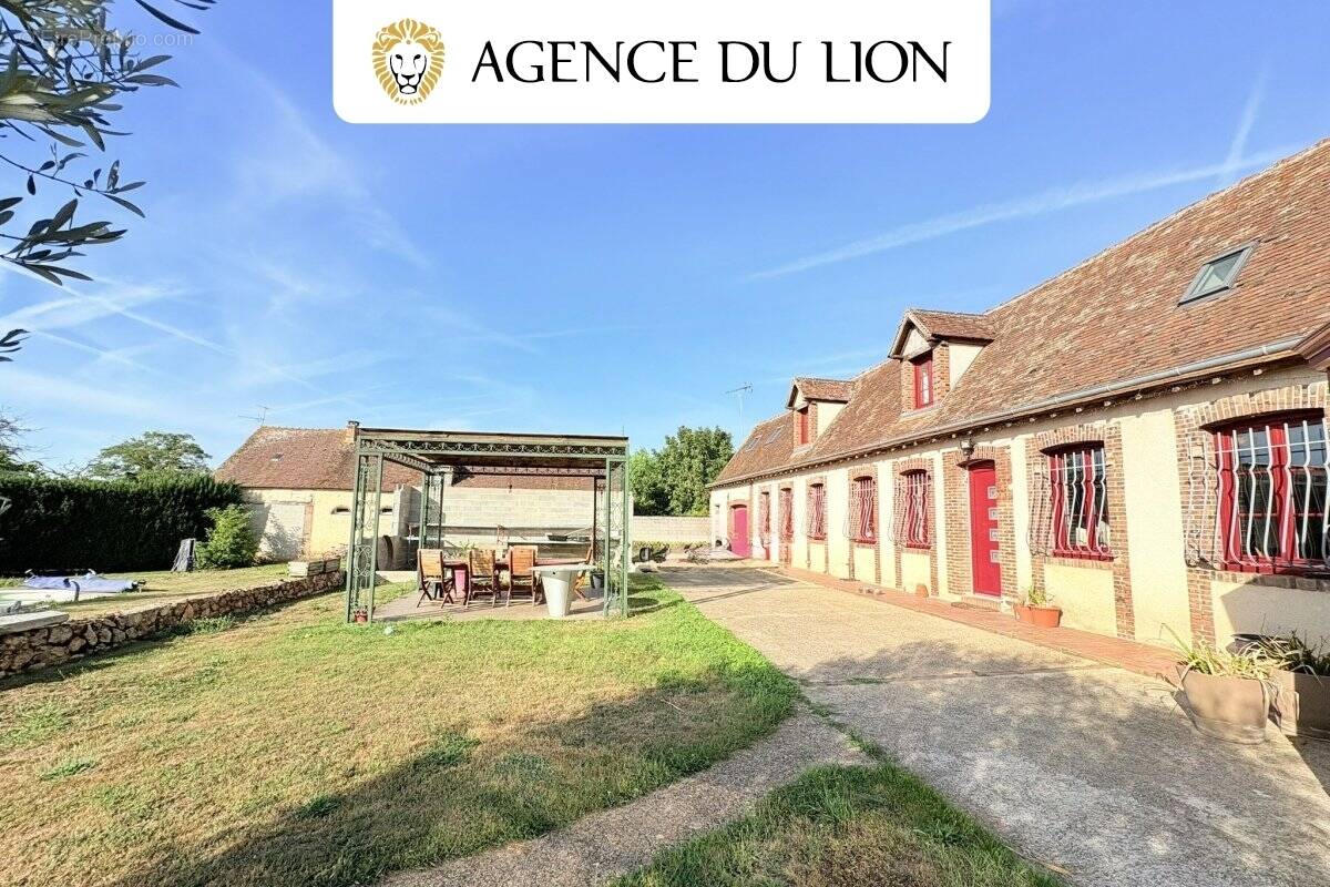 Maison à VERT-EN-DROUAIS