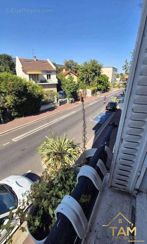 Appartement à SURESNES