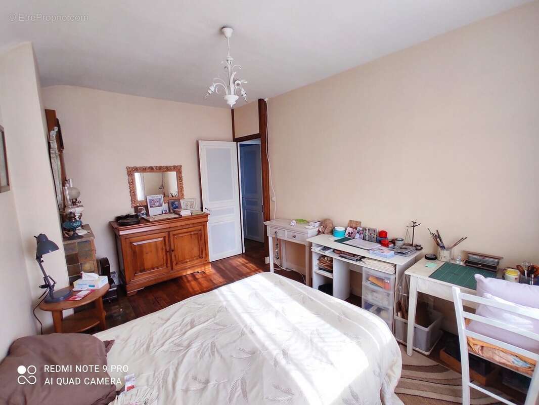 Maison à VIGNEUX-SUR-SEINE