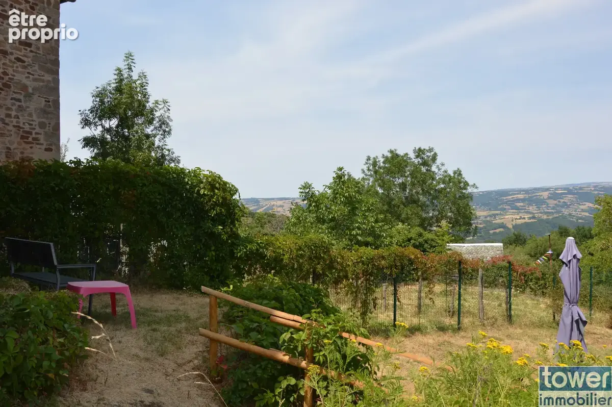 À lassouts, maison de caractère entièrement rénovée avec vue panoramique sur l’aubrac - photo 3