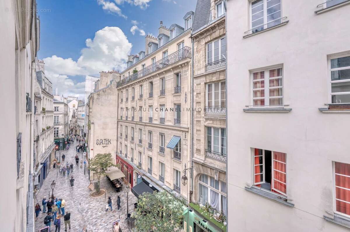 Appartement à PARIS-4E