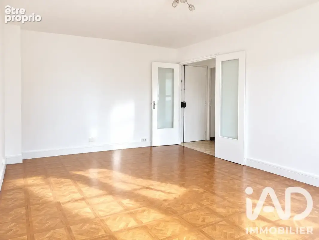 Photo 1 - Appartement à LIVRY-GARGAN