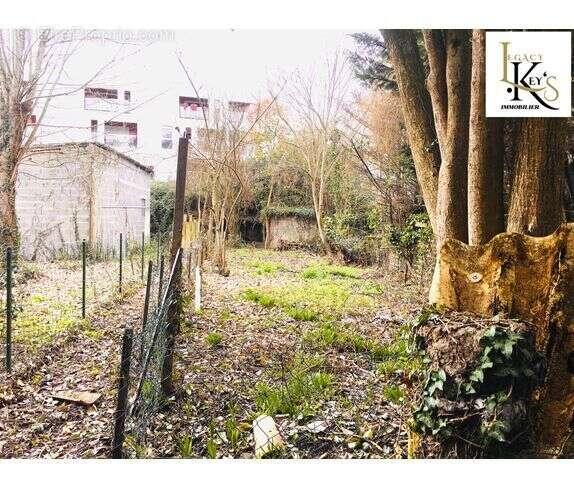 Appartement 120 m² à Cenon  - photo 3