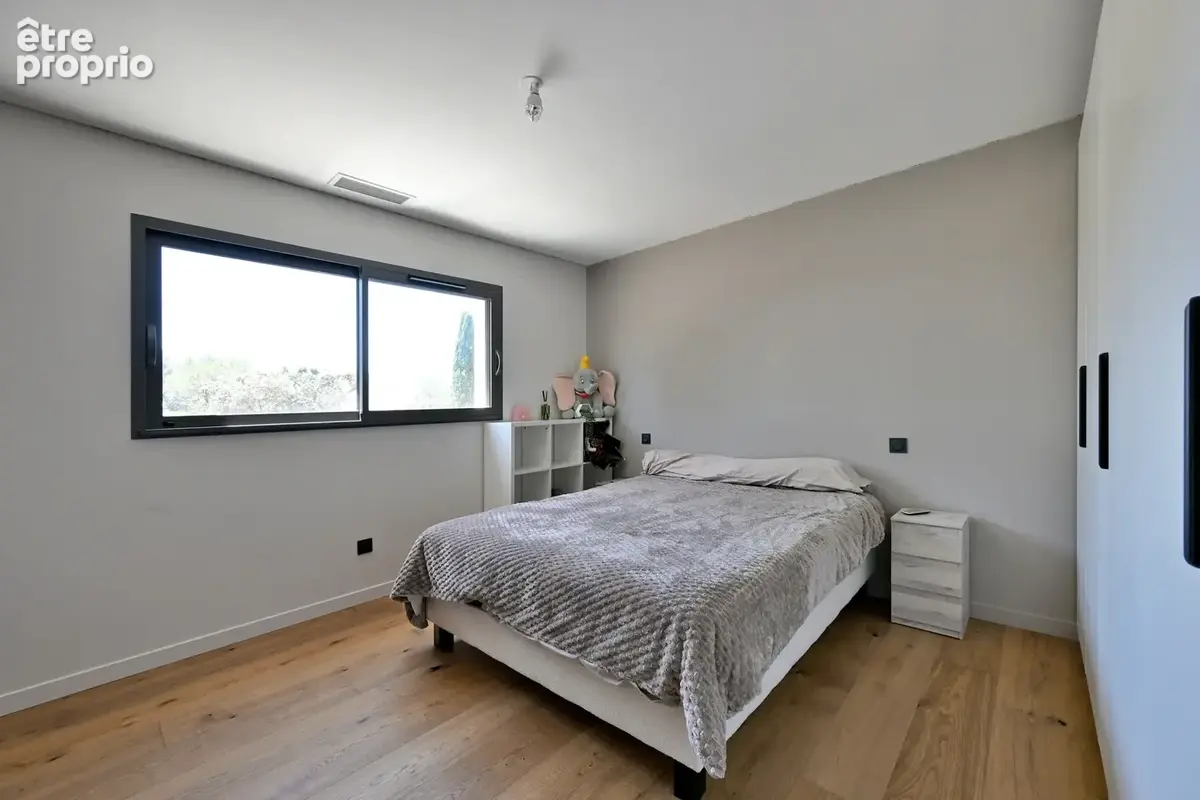 Maison - 172m2 - 6 pieces - photo 6