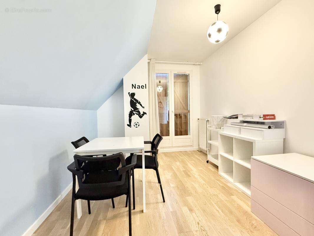 Maison 150 m² à Courdimanche  - photo 27