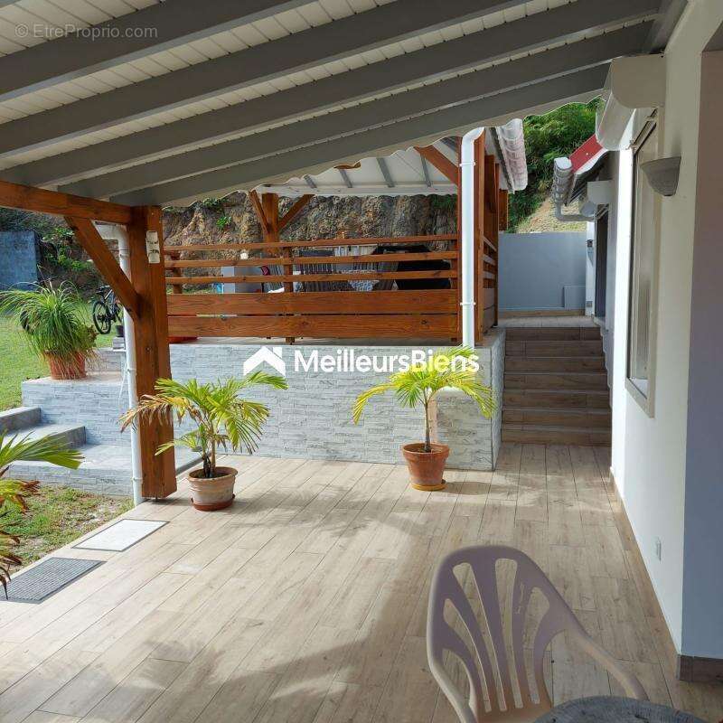 Maison à TERRE-DE-HAUT