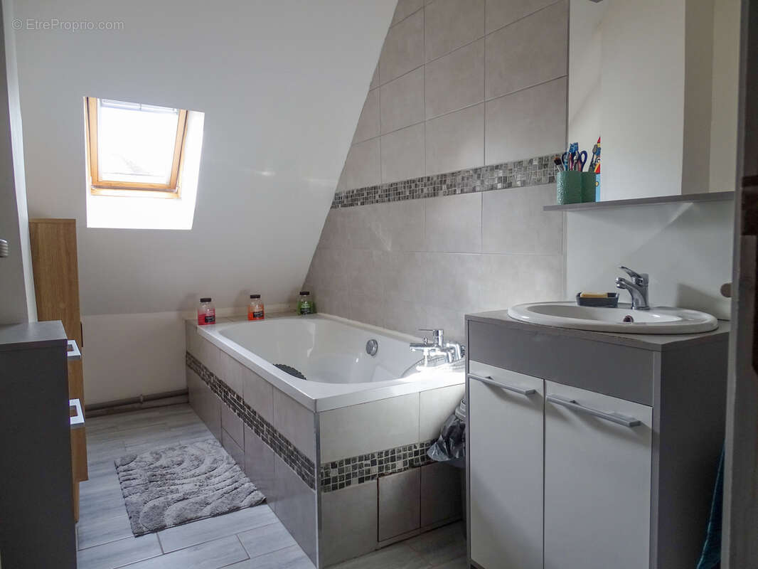 Maison à CHATRES-SUR-CHER