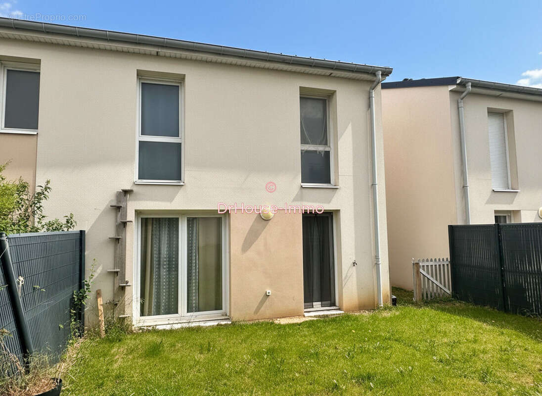 Maison 78 m² à Gargenville  - photo 2