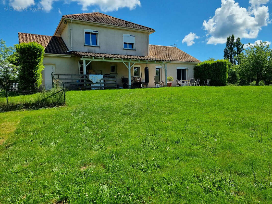 Photo 3 - Maison à GUEUGNON