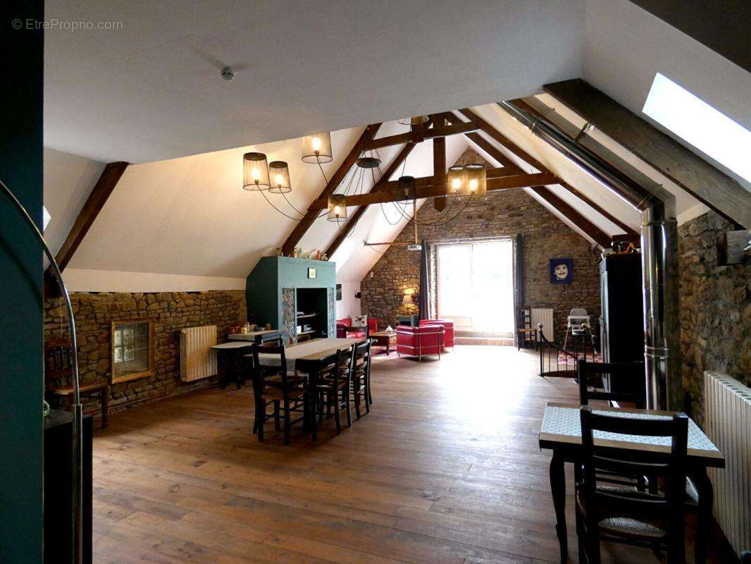 En Basse Normandie : Manoir de 331m2 de 8 pièces sur plus de 6 hectares ! Belle rénovation ! - photo 10