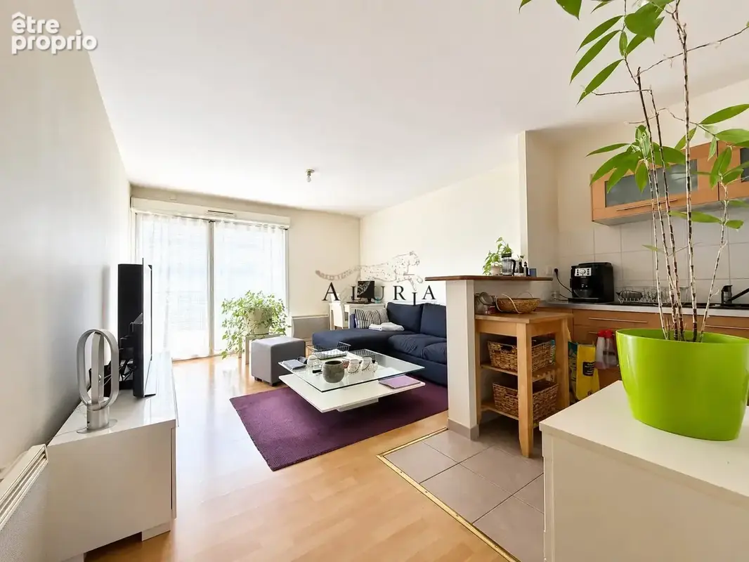 Appartement 61 m² à Tours  - photo 2