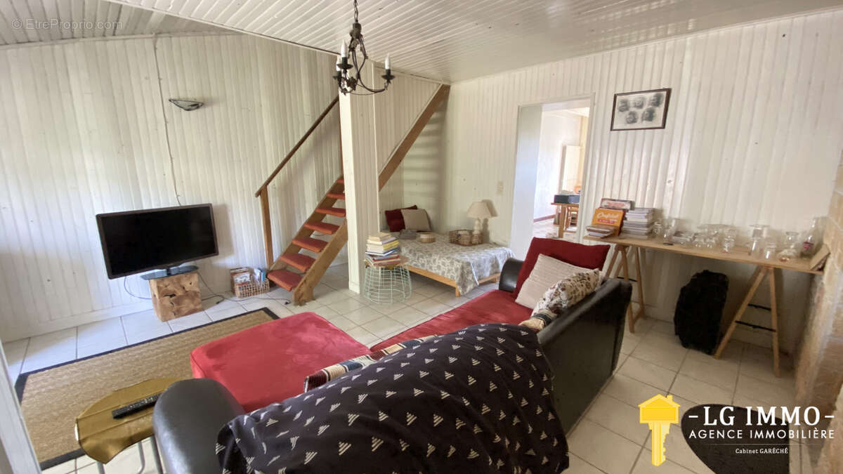 Longère avec dépendances, garages 300 m2, jardin, proche estuaire - photo 33