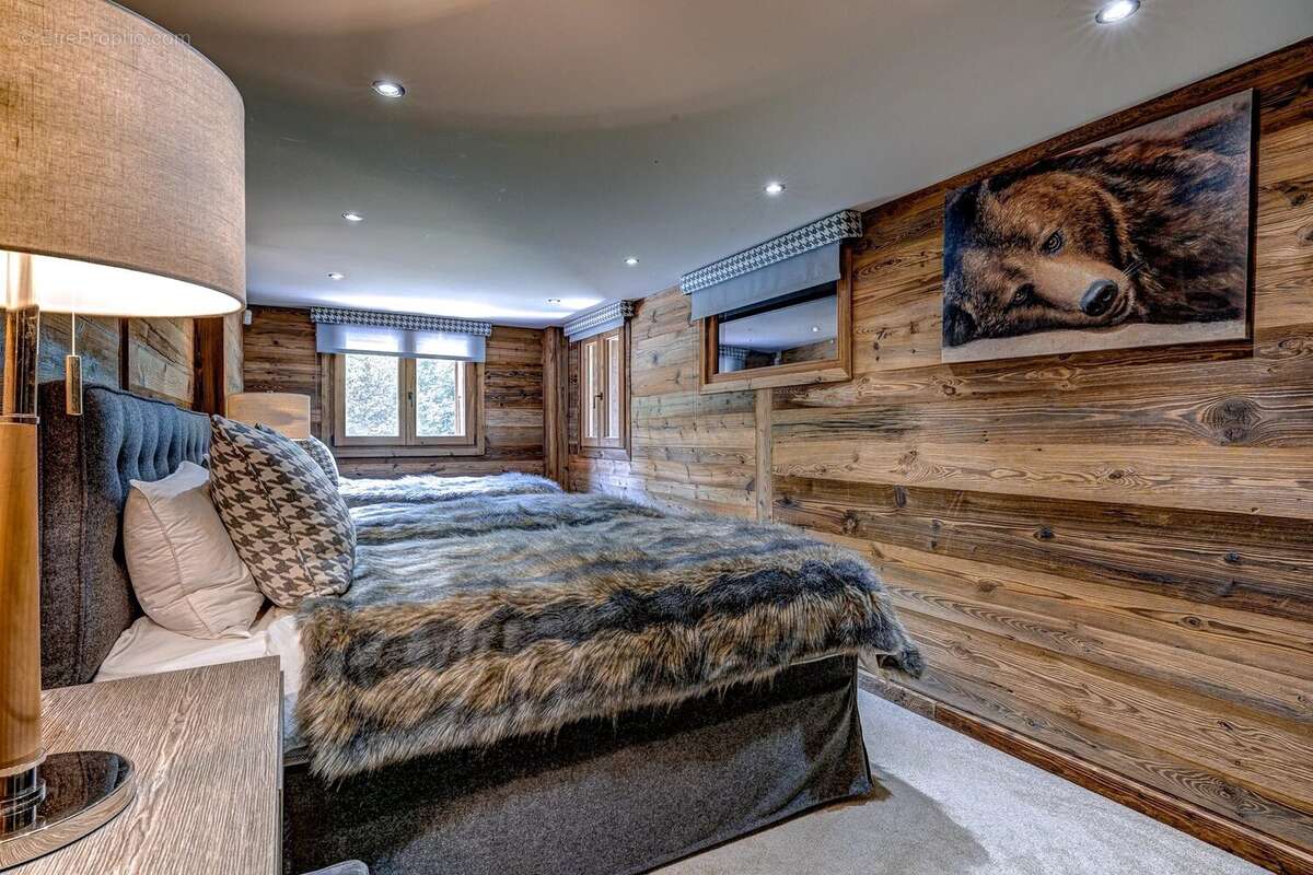 Maison à ARACHES-LA-FRASSE