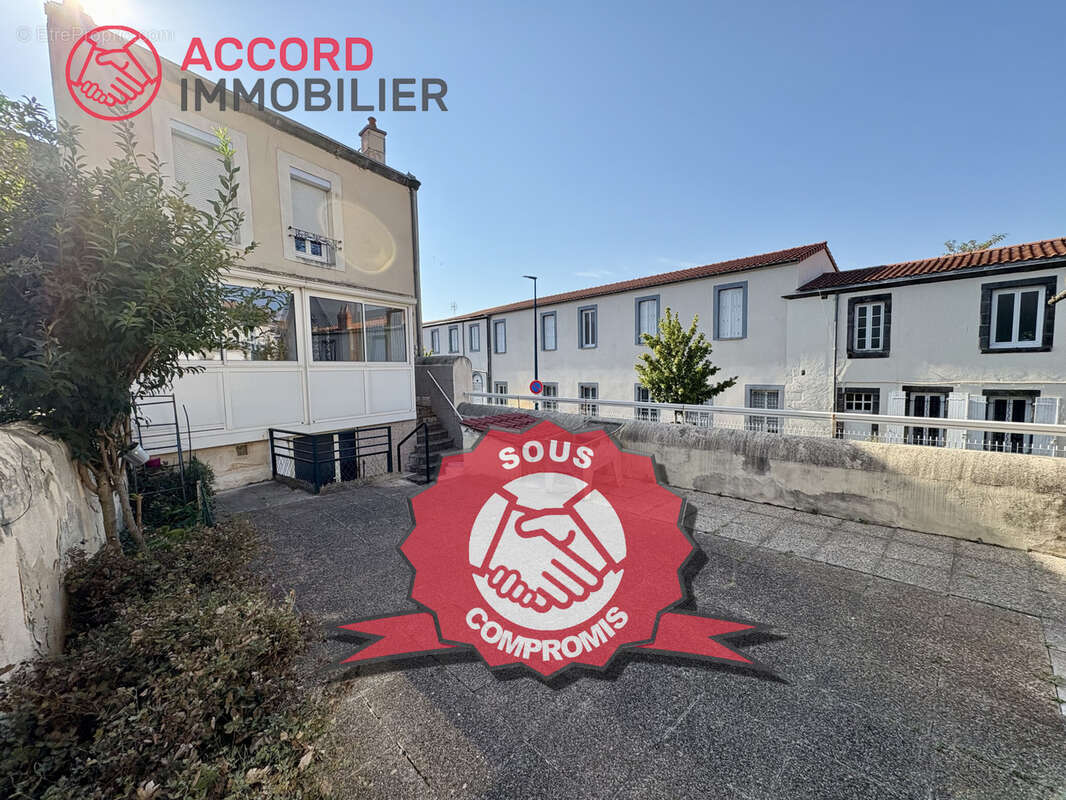 Maison à CLERMONT-FERRAND