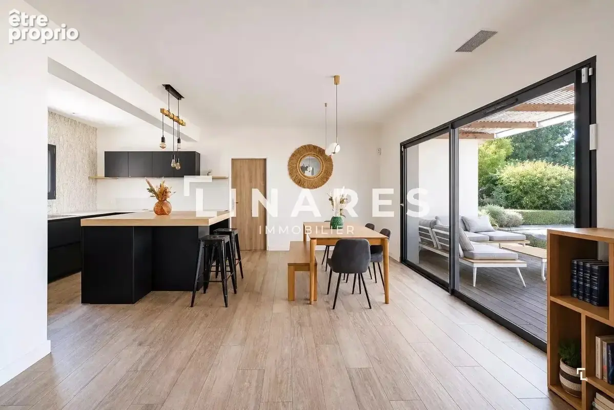 L'OASIS - Villa T6 de 150 m² - Jardin - Piscine - 13012 - photo 5