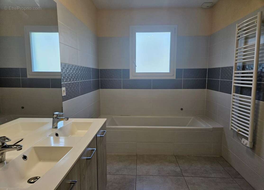 Appartement à SAINT-ANDRE-DE-CUBZAC