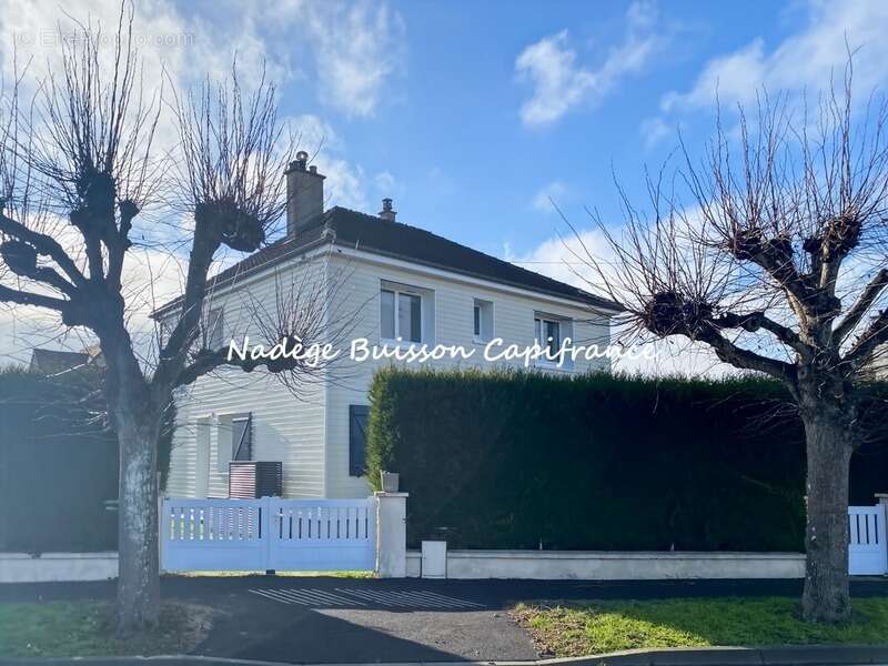 Maison à DIVES-SUR-MER