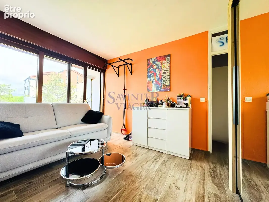 Lumineux T4, rénové, grands balcons, vue montagne. Libre de suite. - photo 10