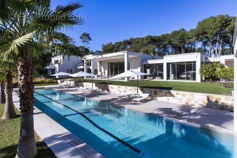 Maison à MOUGINS